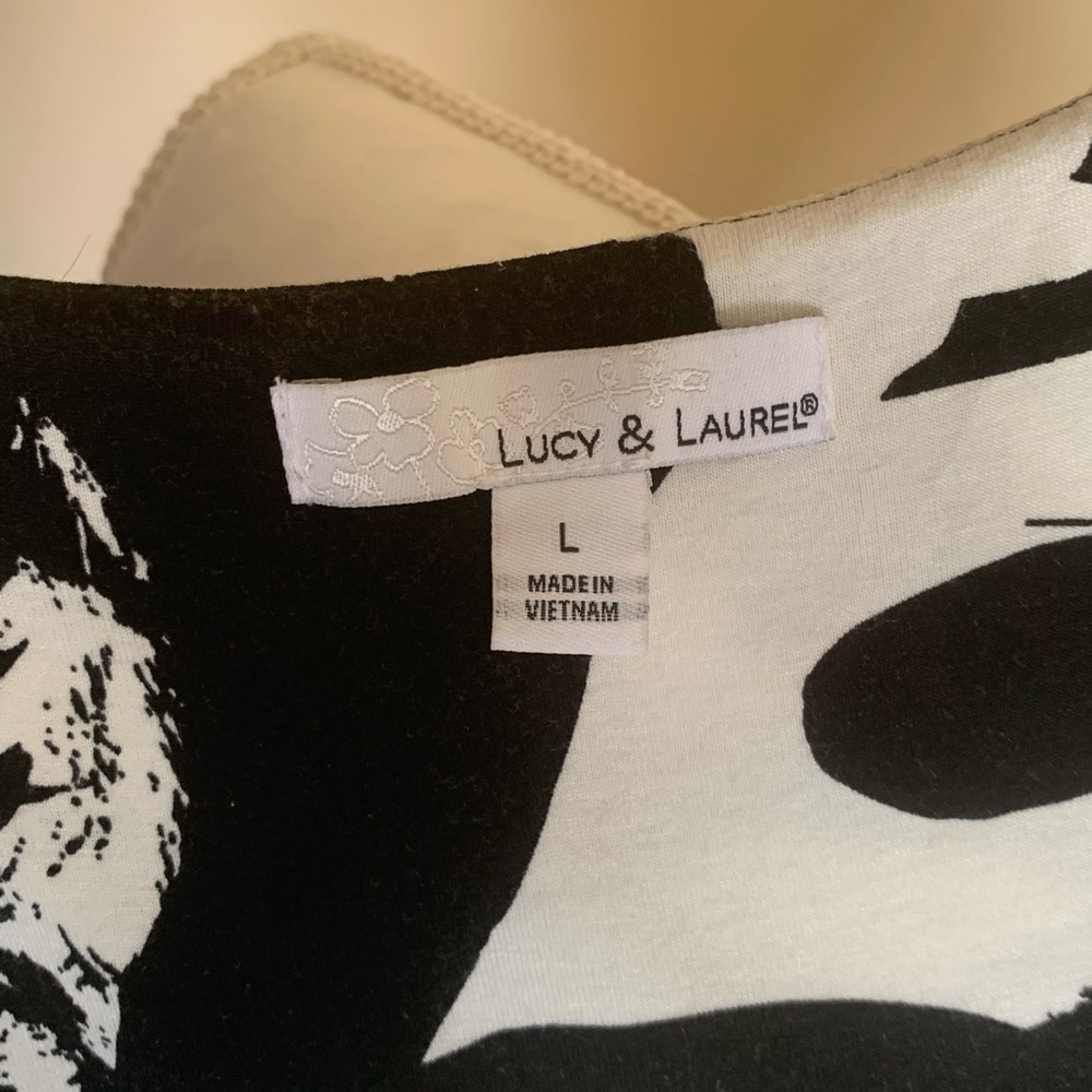 Lucy & Laurel black and white large abstract dress - Picture 3 of 4